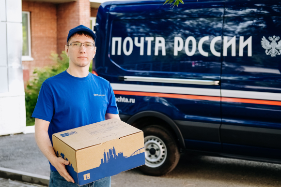 Отделения Почты в Томской области приняли 100 бесплатных посылок для военных в зону СВО