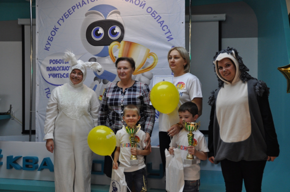 Победители в соревнованиях на Кубок Губернатора Томской области по образовательной робототехнике для детей от 5 до 7 лет