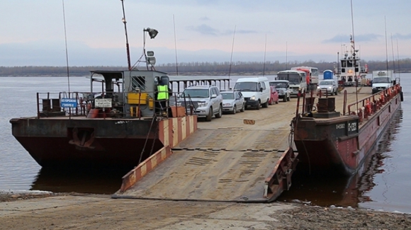 Паромная переправа по маршруту «НГСС – Озерное» прекращает свою работу